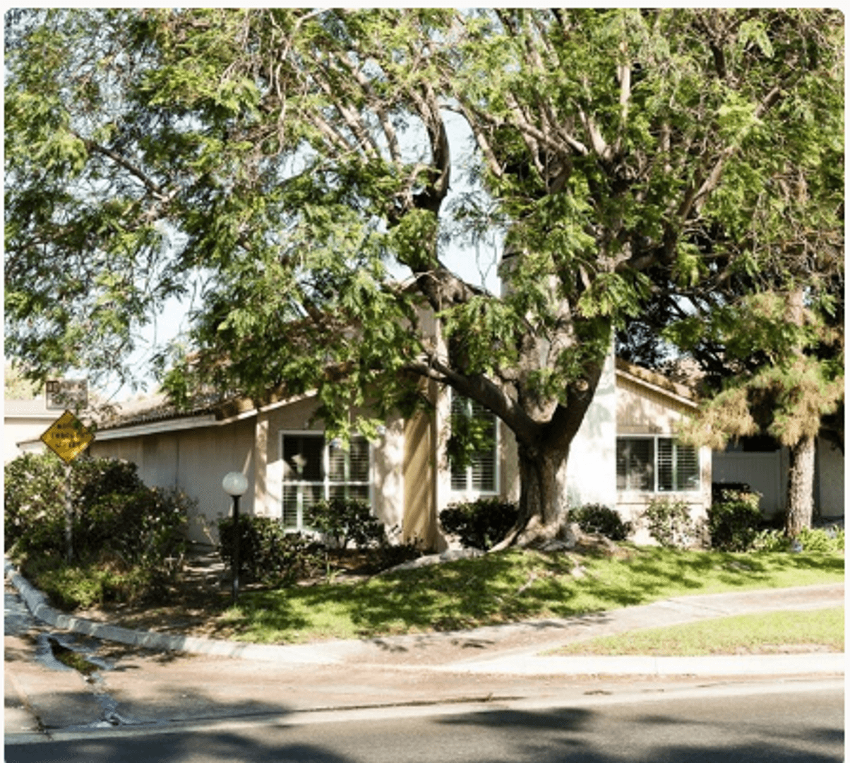 CERRITOS House: 16615 BLOOMFIELD AVE #6