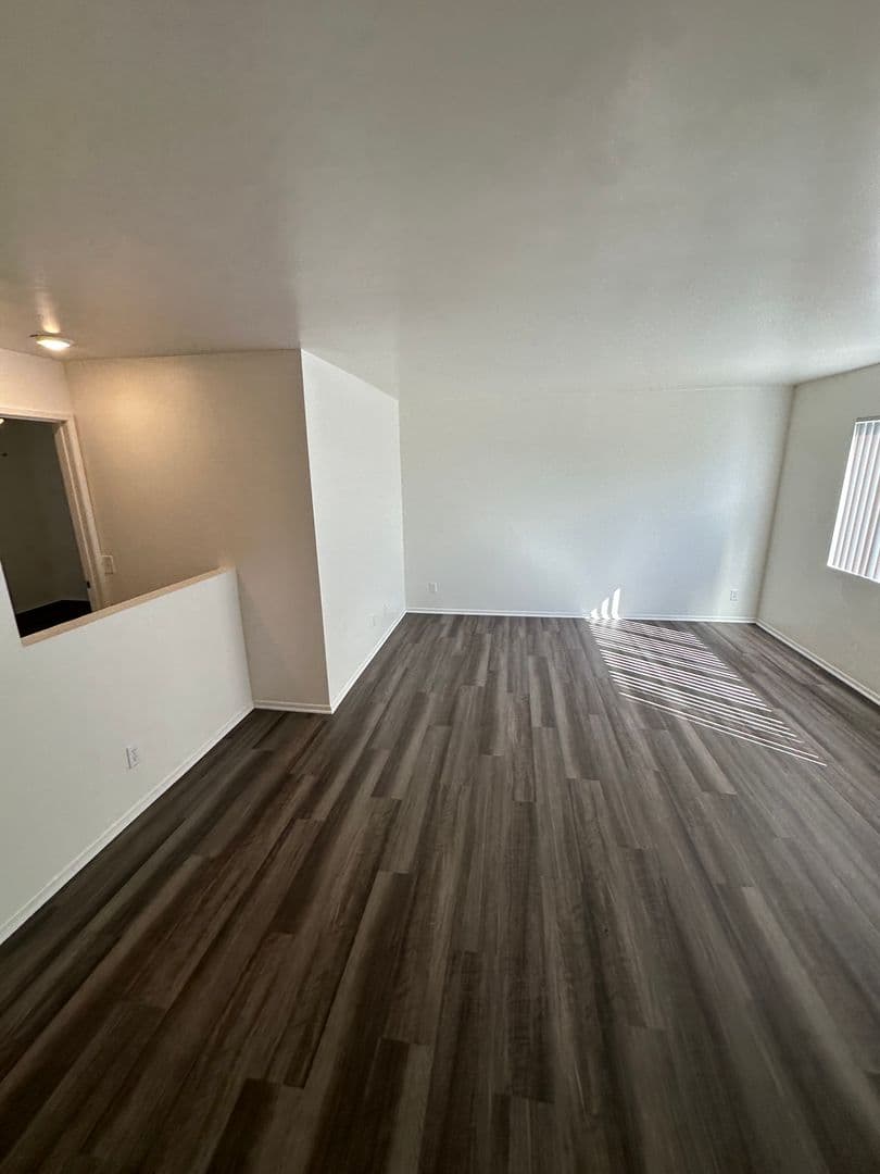 LONG BEACH Apartment: 4104 ELM AVENUE