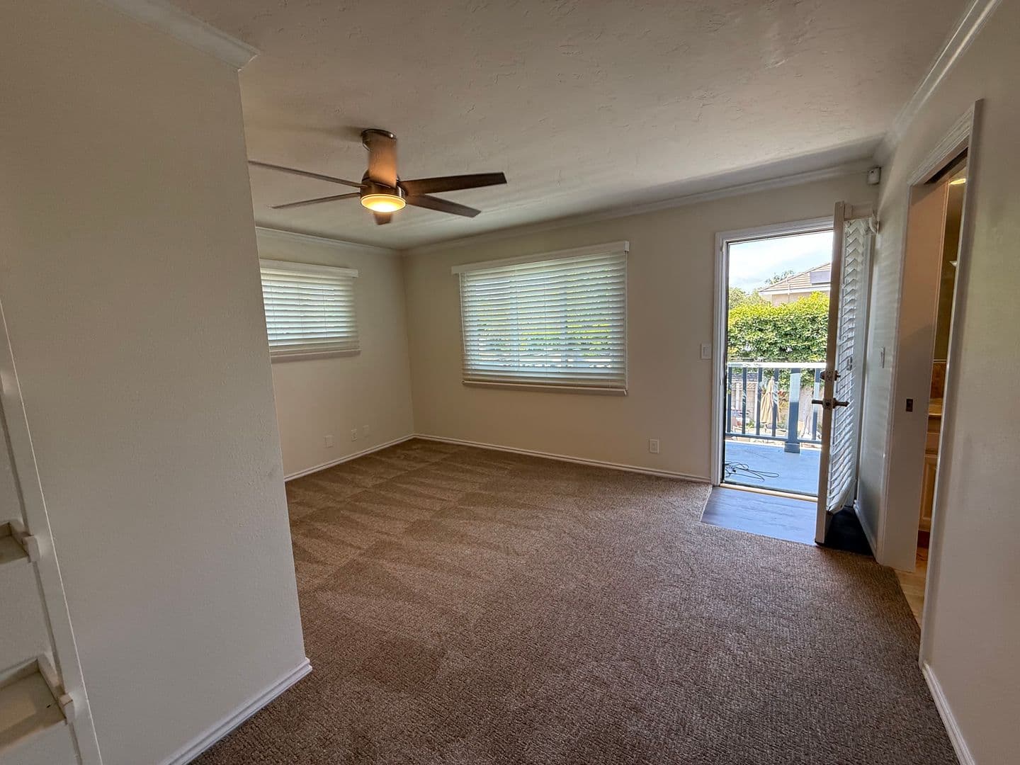 LONG BEACH House: 5290 1/2 E. EL ROBLE STREET