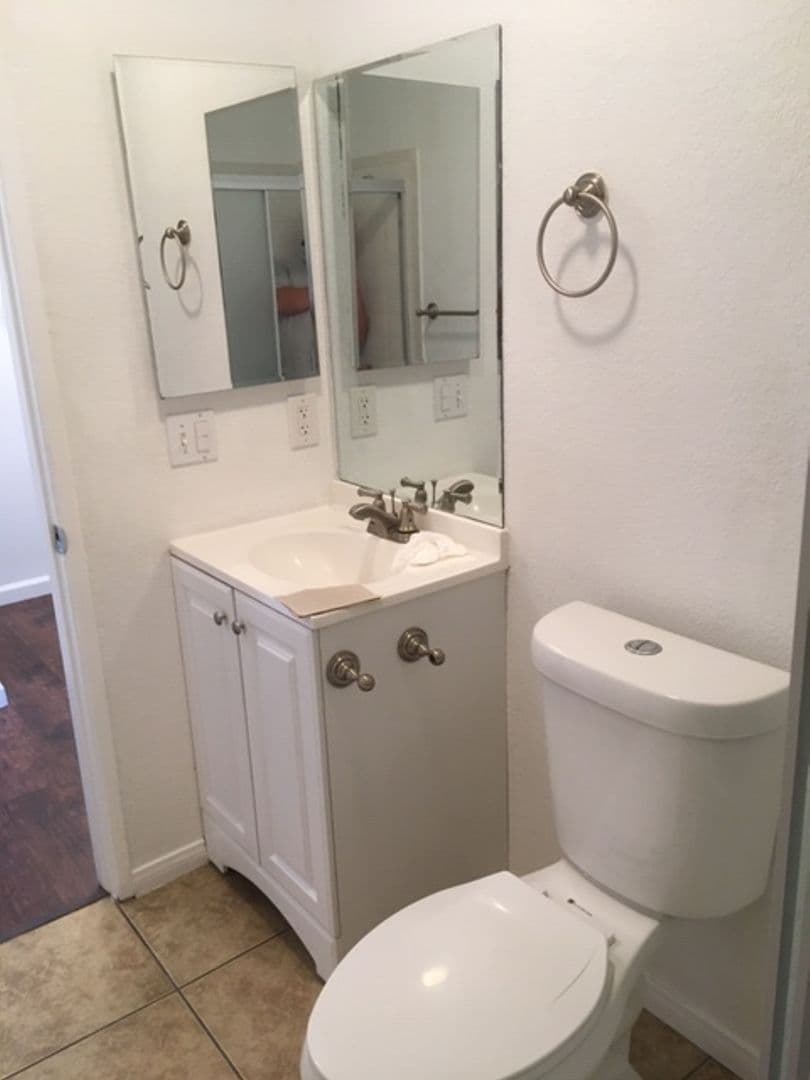 LONG BEACH Apartment: 735 REDONDO AVE