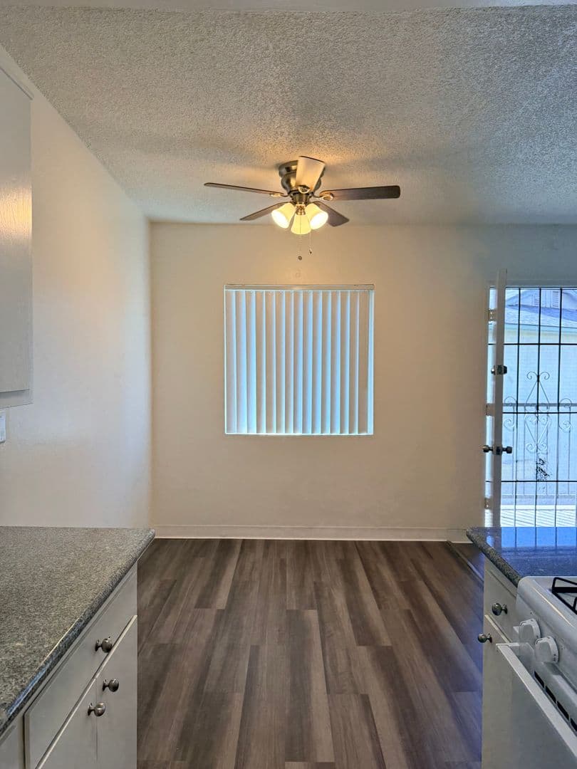 LONG BEACH Apartment: 5030 LINDEN AVENUE