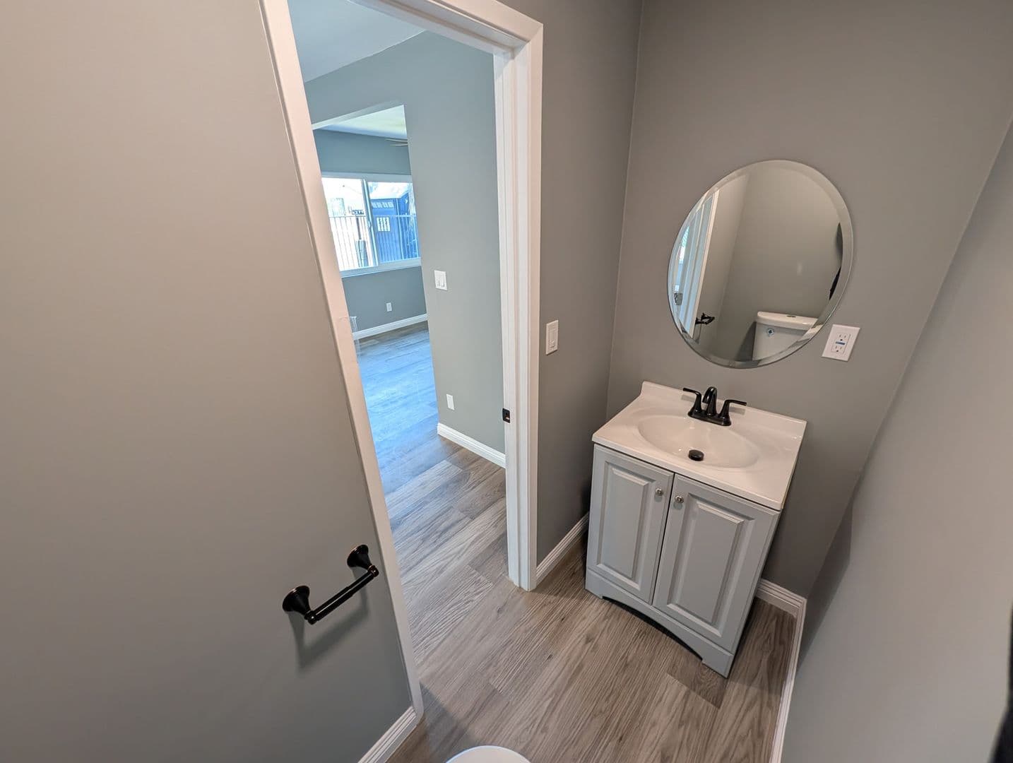 LONG BEACH Apartment: 1129 CHERRY AVE.