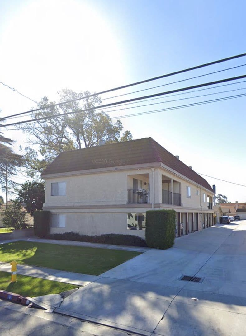 BELLFLOWER Apartment: 9044 - 46 WALNUT STREET