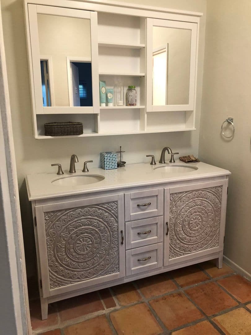 San Diego Apartment: 2055 Albatross St
