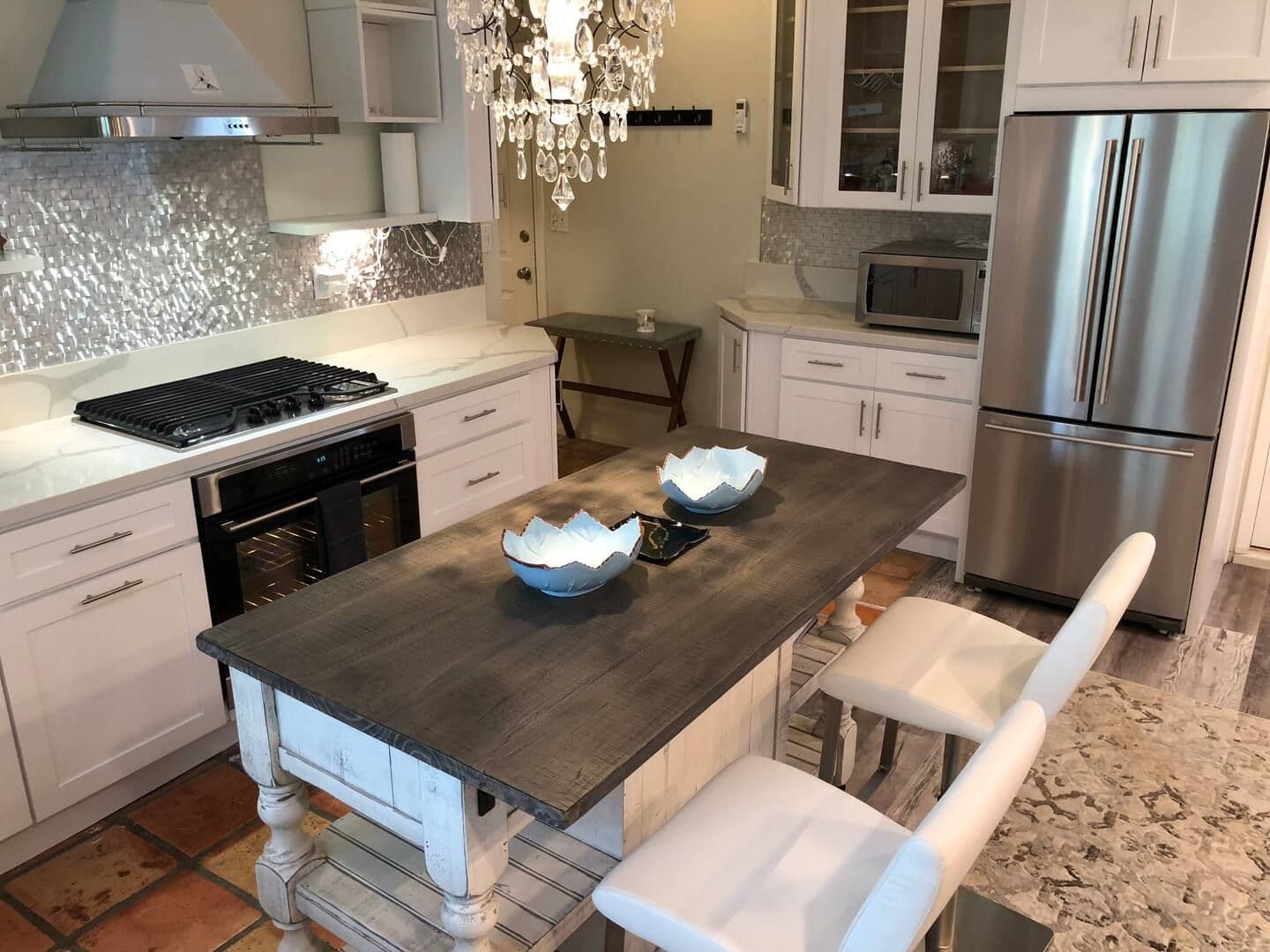 San Diego Apartment: 2055 Albatross St