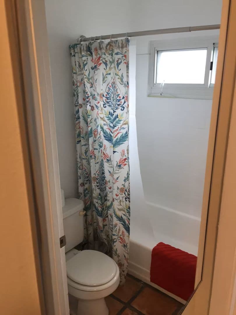 San Diego Apartment: 2055 Albatross St