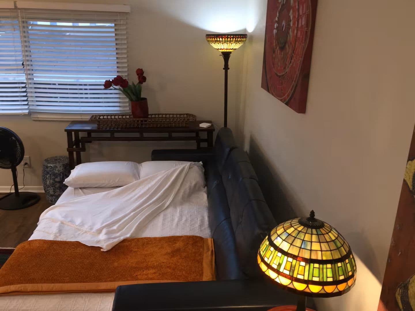 San Diego Apartment: 2055 Albatross St