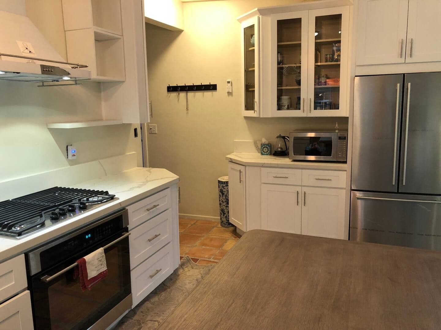 San Diego Apartment: 2055 Albatross St