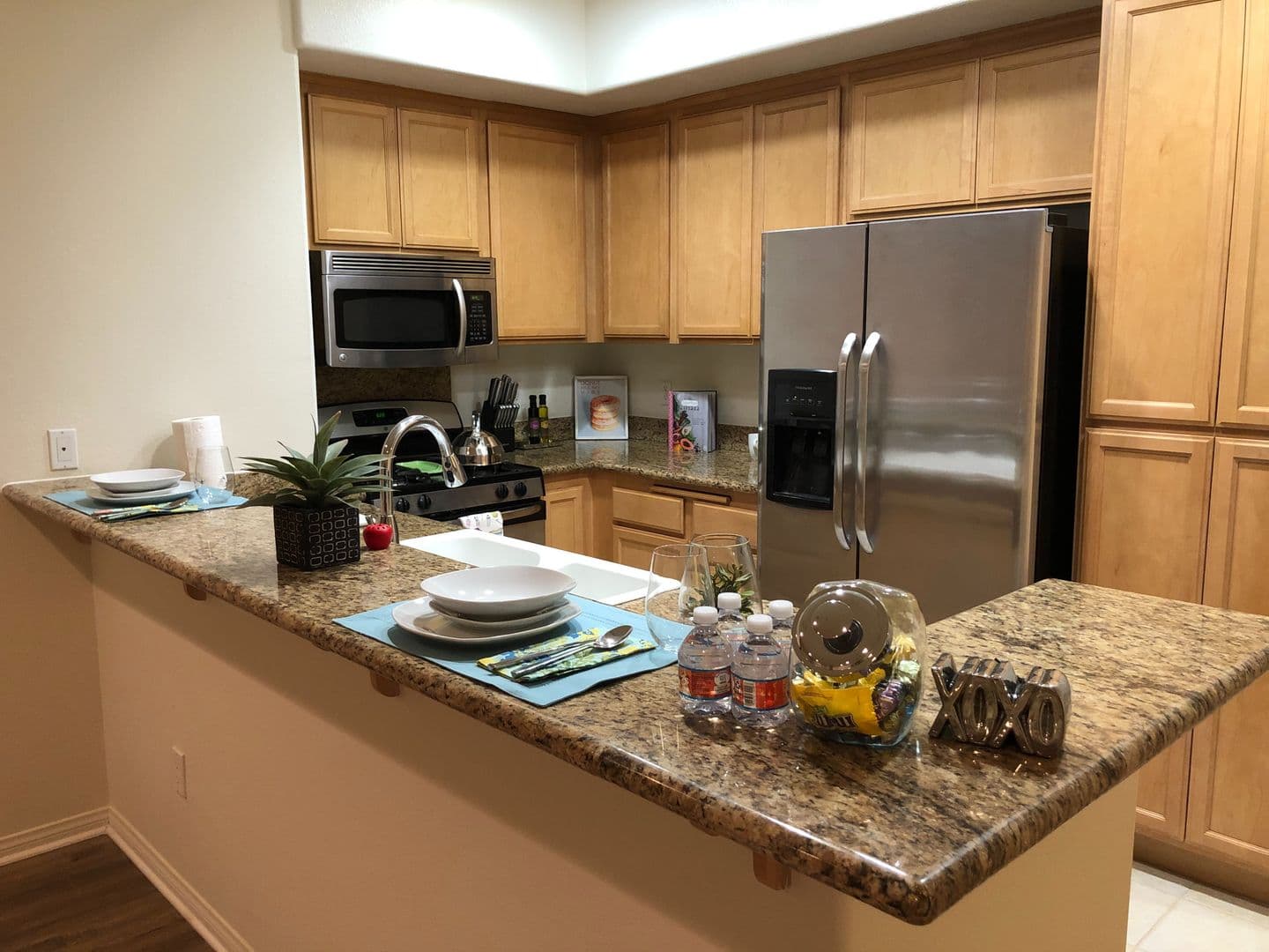 Sun Valley Apartment: 8700 Glenoaks Blvd