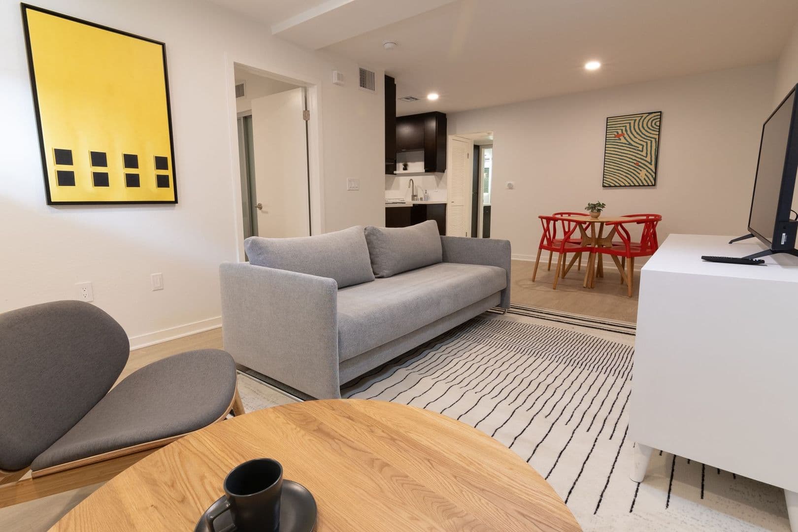 Los Angeles Apartment: 10750 Missouri Ave