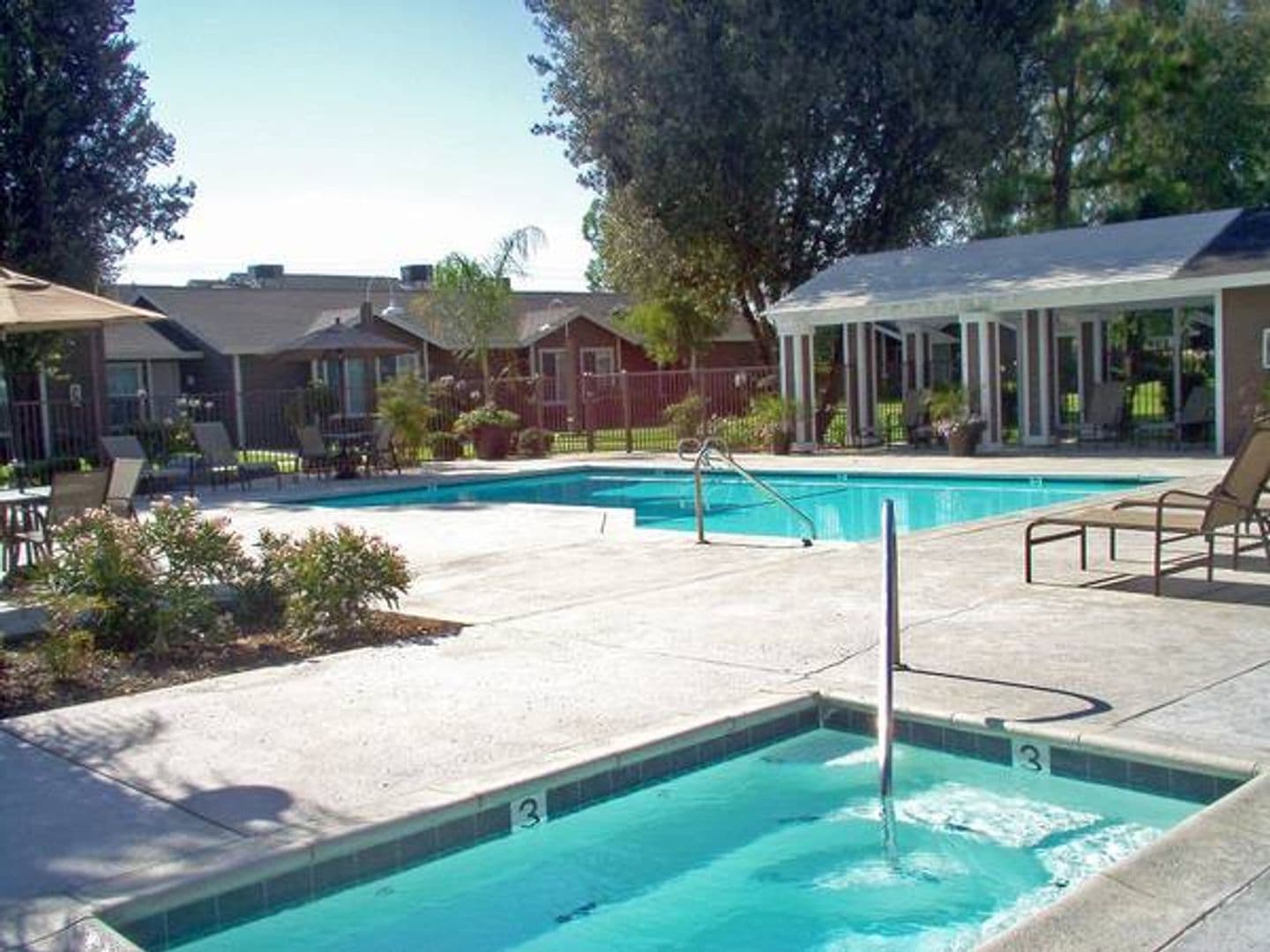 Bakersfield Apartment: 2601 Ashe Rd