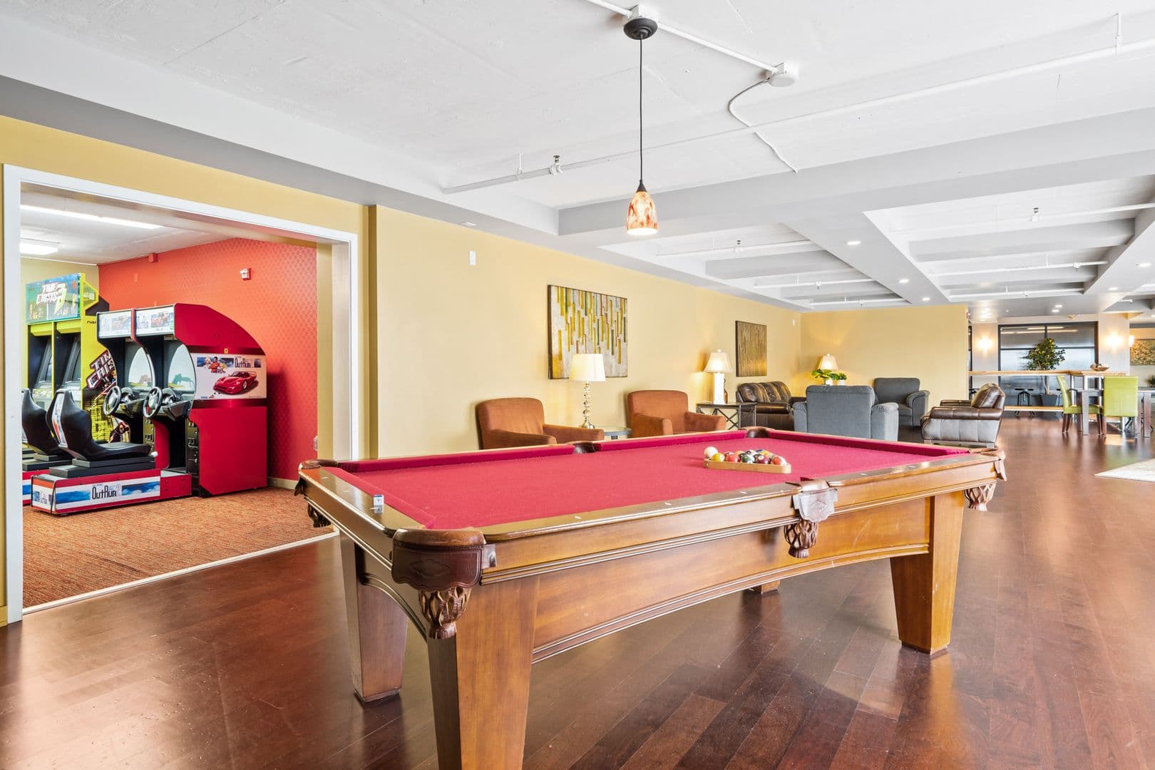 San Francisco Apartment: 1888 Geneva Avenue