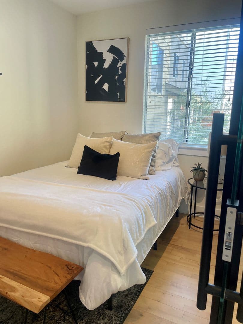 Carlsbad Apartment: 6790 Embarcadero Ln
