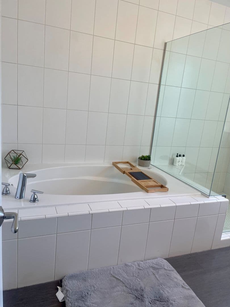 Carlsbad Apartment: 6790 Embarcadero Ln