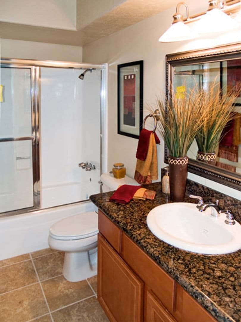 Bakersfield Apartment: 3700 Q Street
