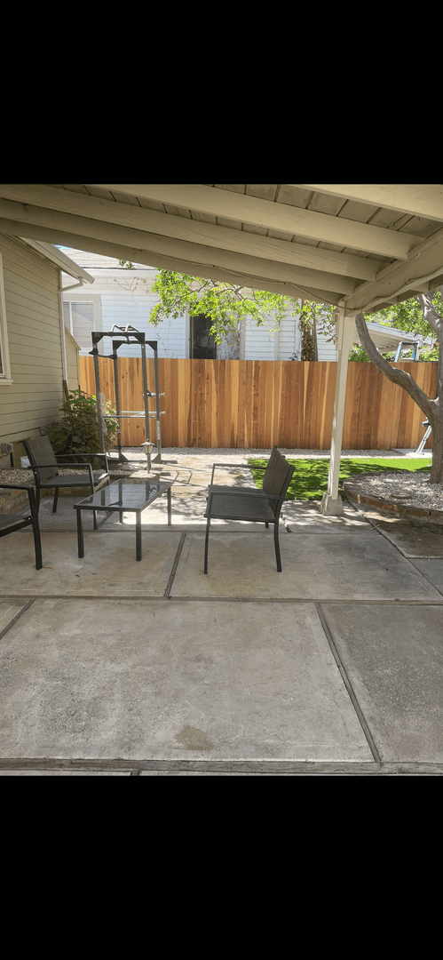 Sacramento House: 4217 V Street