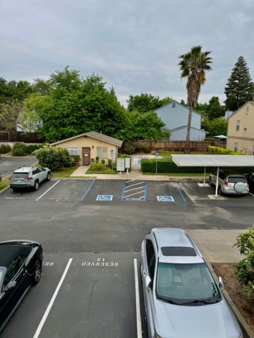 Carmichael Apartment: 3930 Hollister Ave.