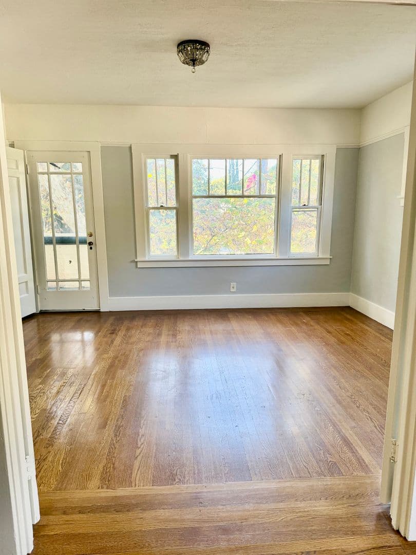 Sacramento Apartment: 717 24th Street