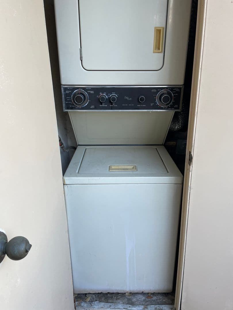 Carmichael Apartment: 3930 Hollister Ave.