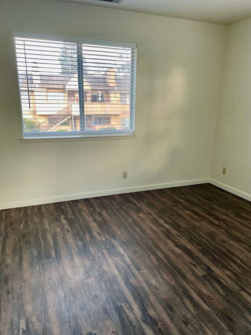 Carmichael Apartment: 3930 Hollister Ave.