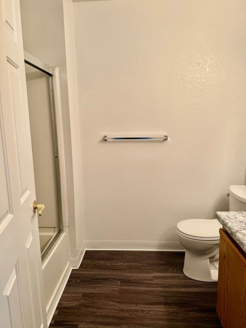 Carmichael Apartment: 3930 Hollister Ave.