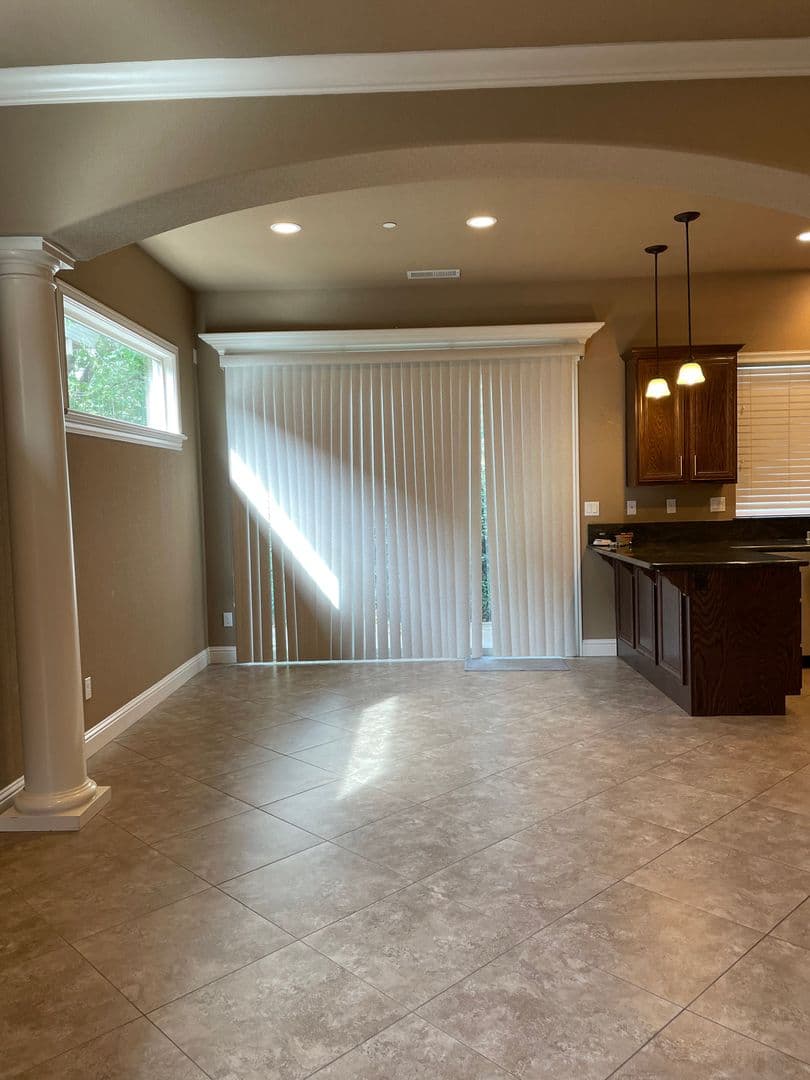 Orangevale House: 6127 Via Presidio