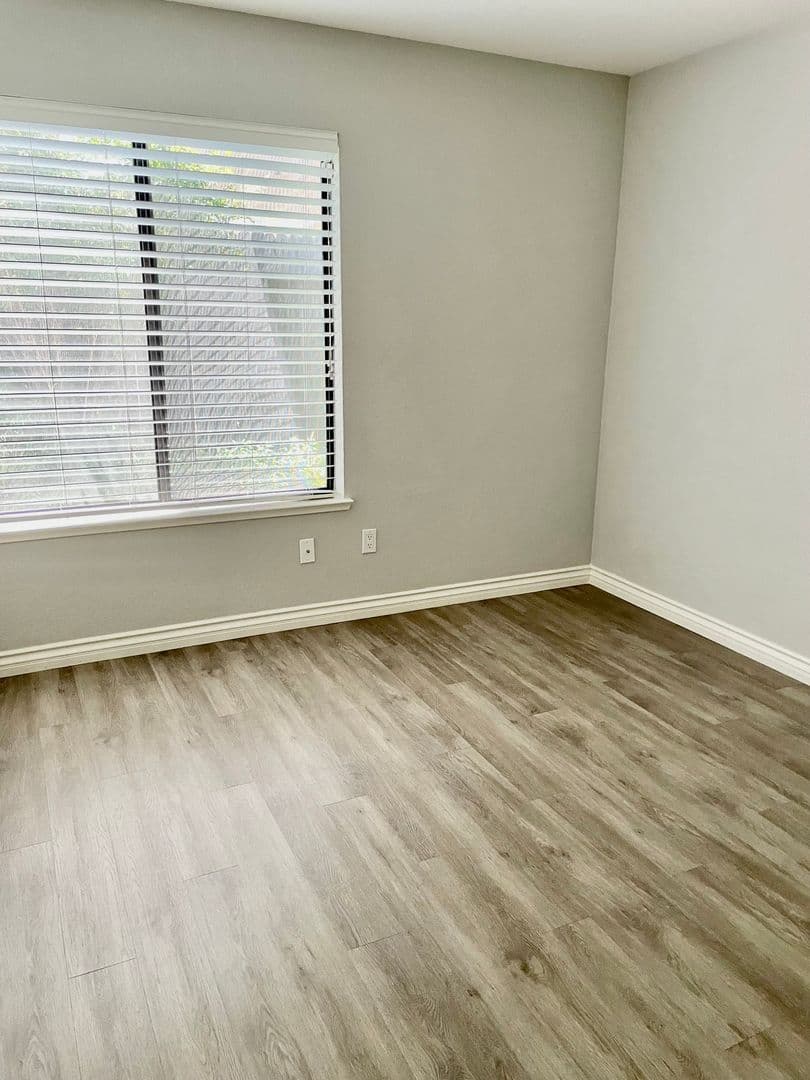 Roseville House: 1412 Mother Lode Dr.