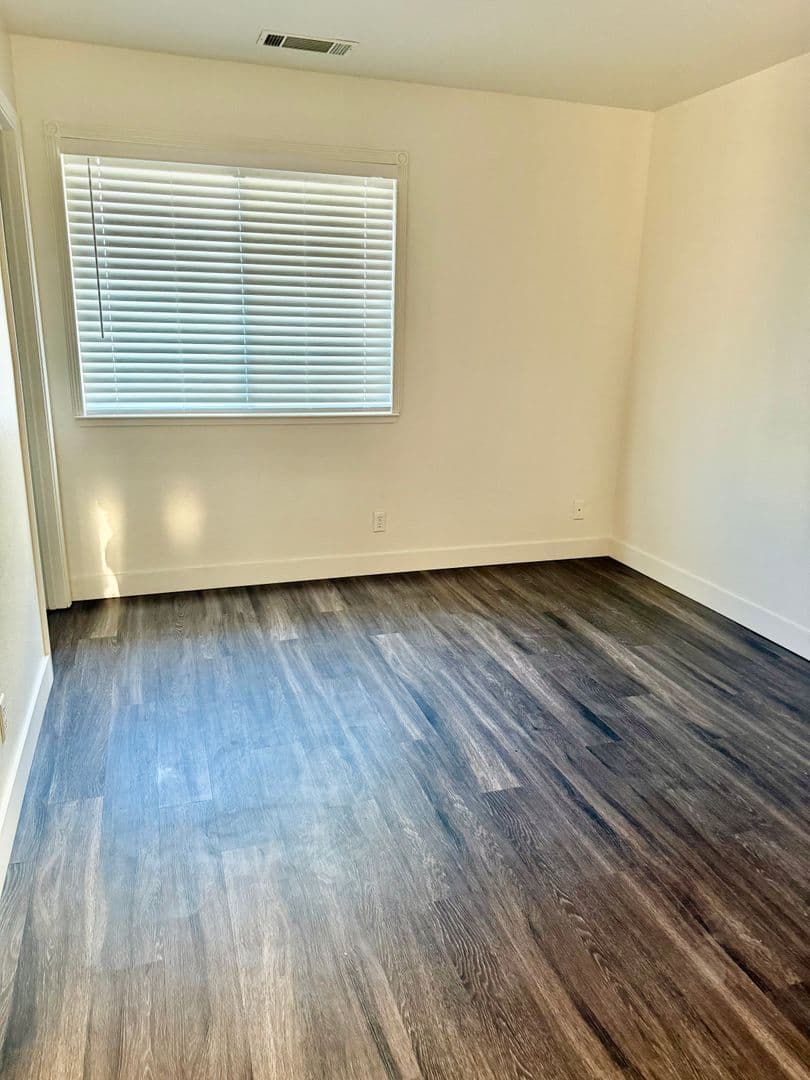 Carmichael Apartment: 3930 Hollister Ave.