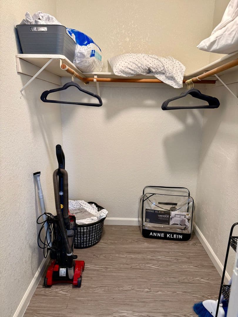 Carmichael Apartment: 3930 Hollister Ave.