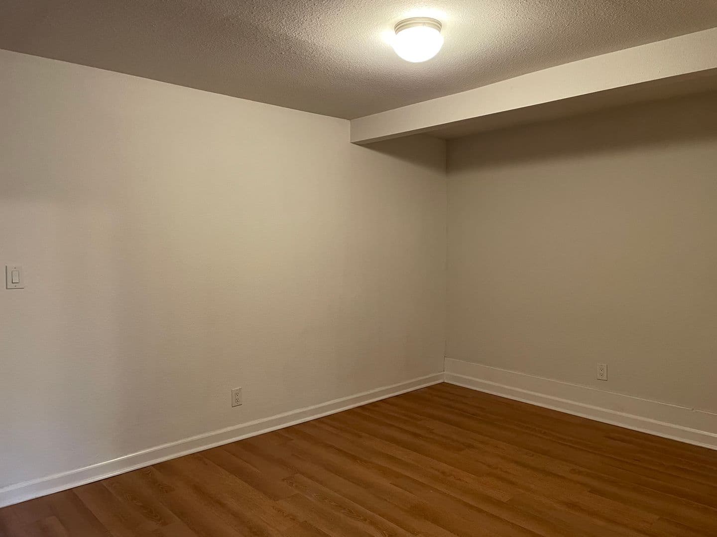 Sacramento Apartment: 2706 H Street