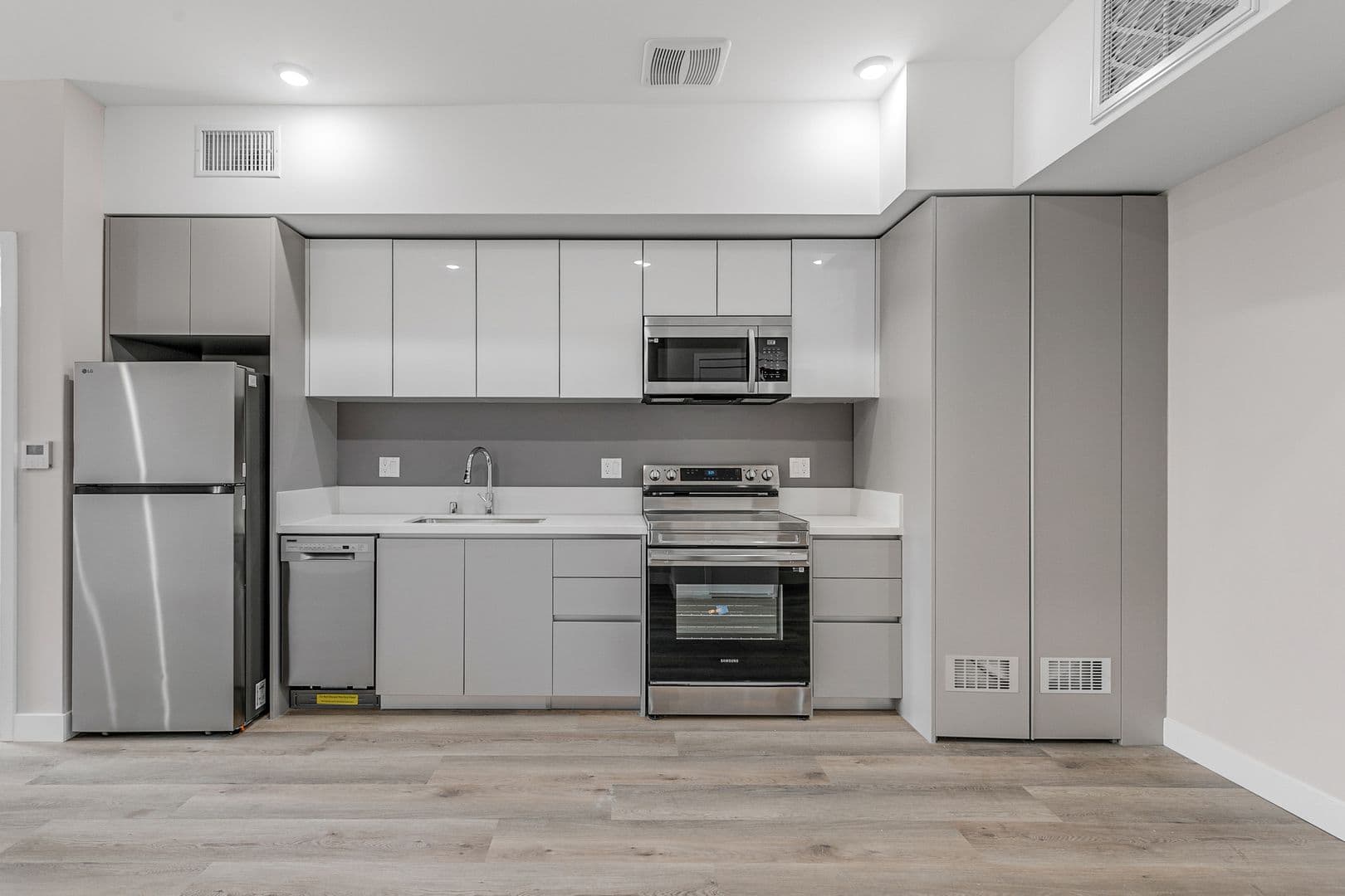 Los Angeles Apartment: 825 S. Coronado Street