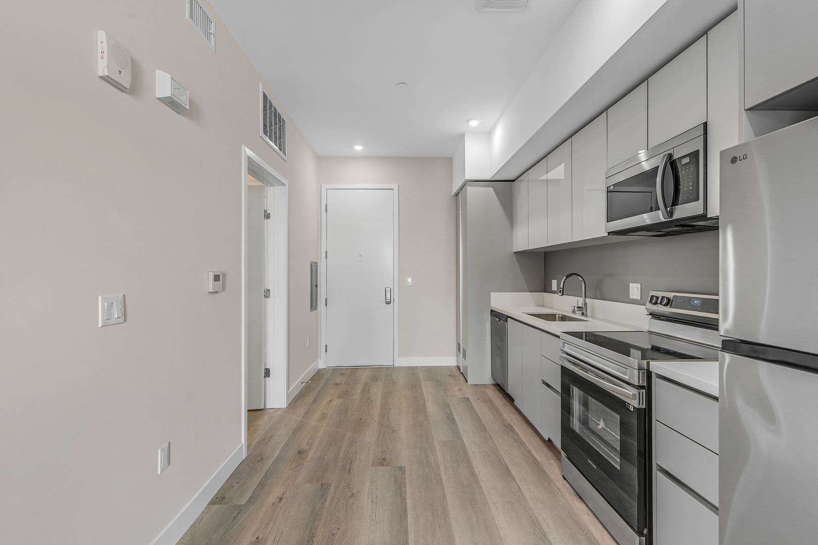 Los Angeles Apartment: 825 S. Coronado Street