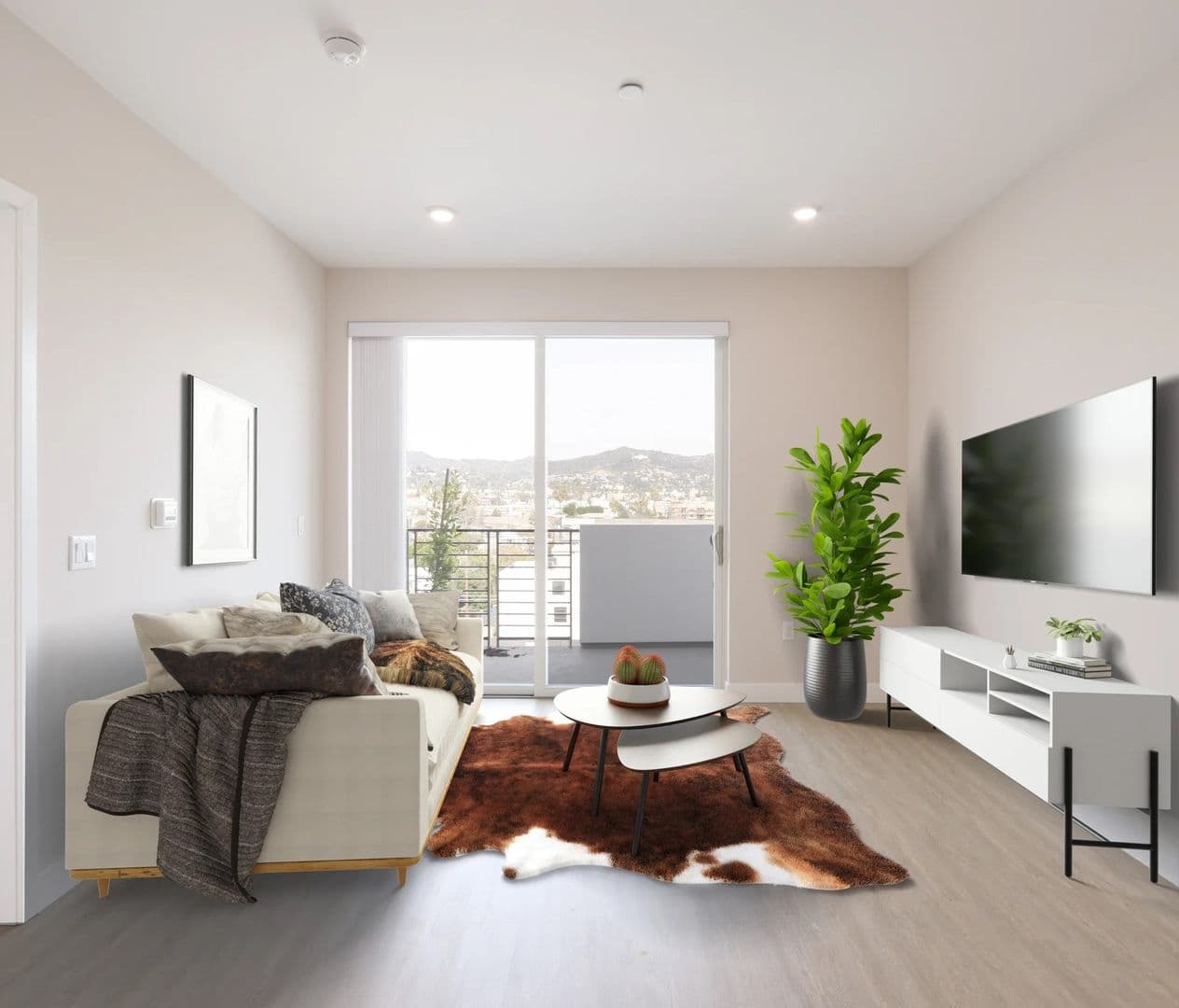 Los Angeles Apartment: 4660 Melrose Avenue