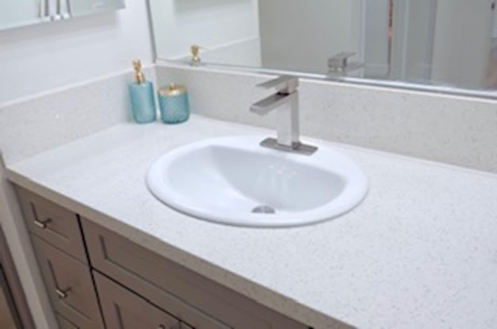 Tustin Apartment: 15601 Tustin Village Way