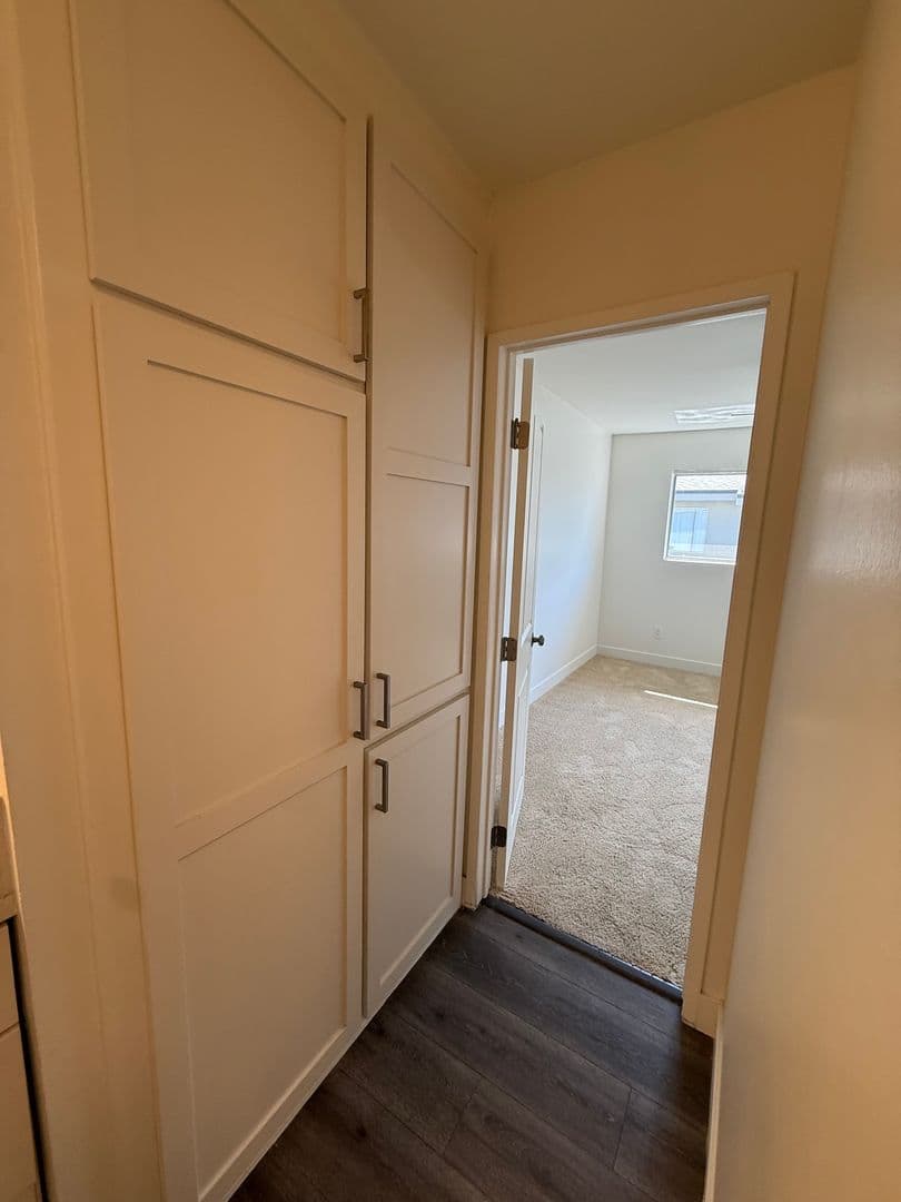 Tustin Apartment: 15601 Tustin Village Way
