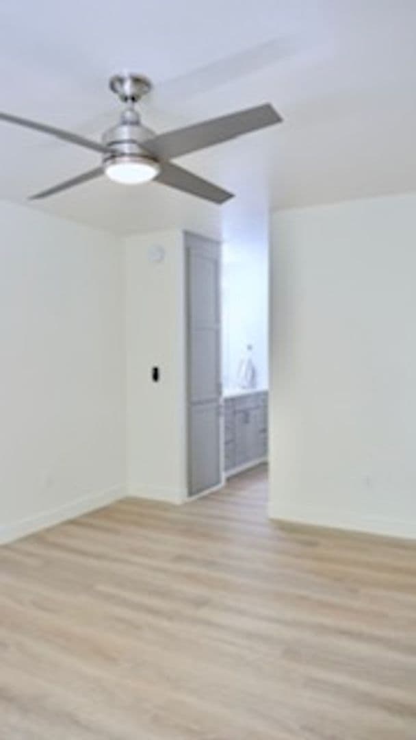 Tustin Apartment: 15601 Tustin Village Way