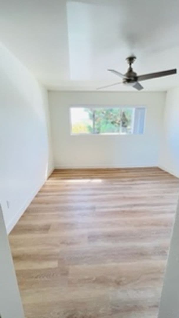 Tustin Apartment: 15601 Tustin Village Way