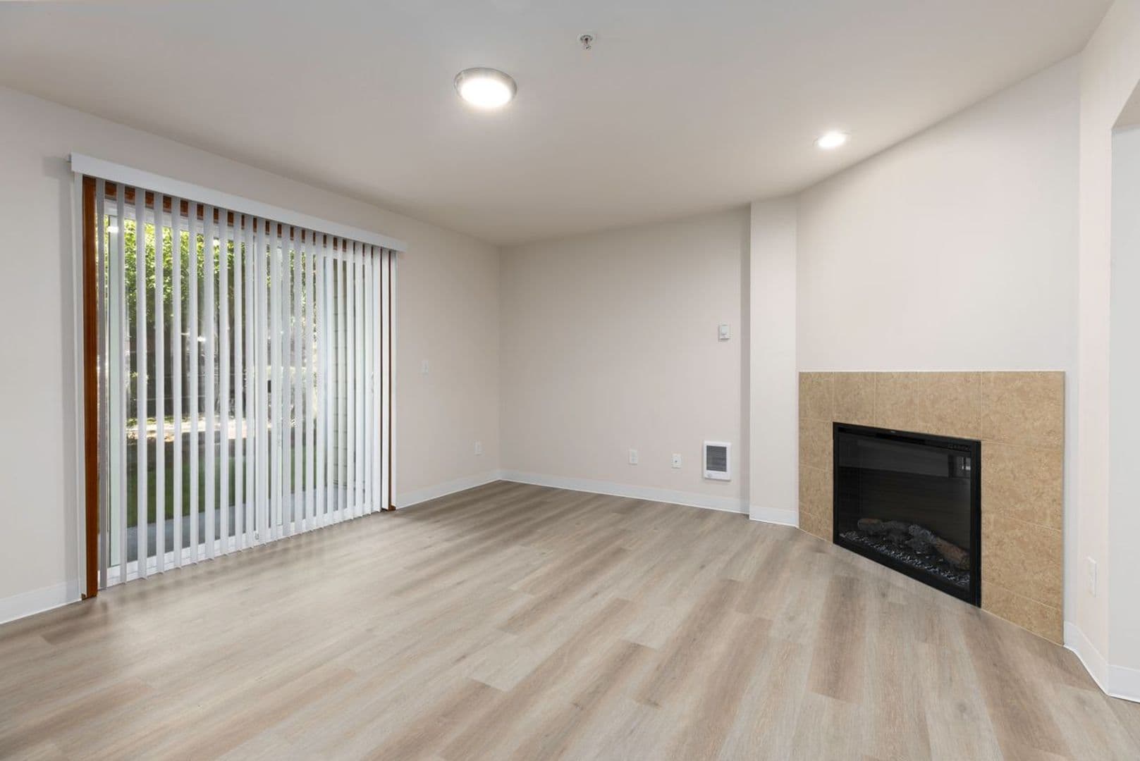 Maple Valley Apartment: 24331 228th Ave SE