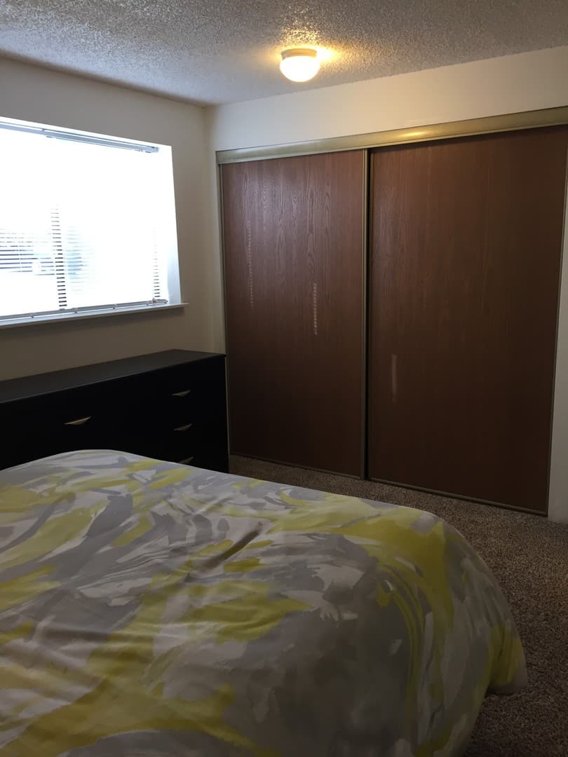Everett Apartment: 702 W Casino Rd