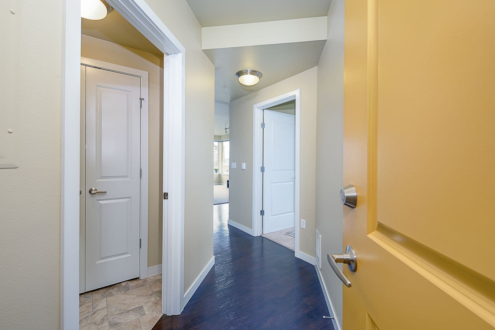 Seattle Apartment: 1615 Belmont Ave
