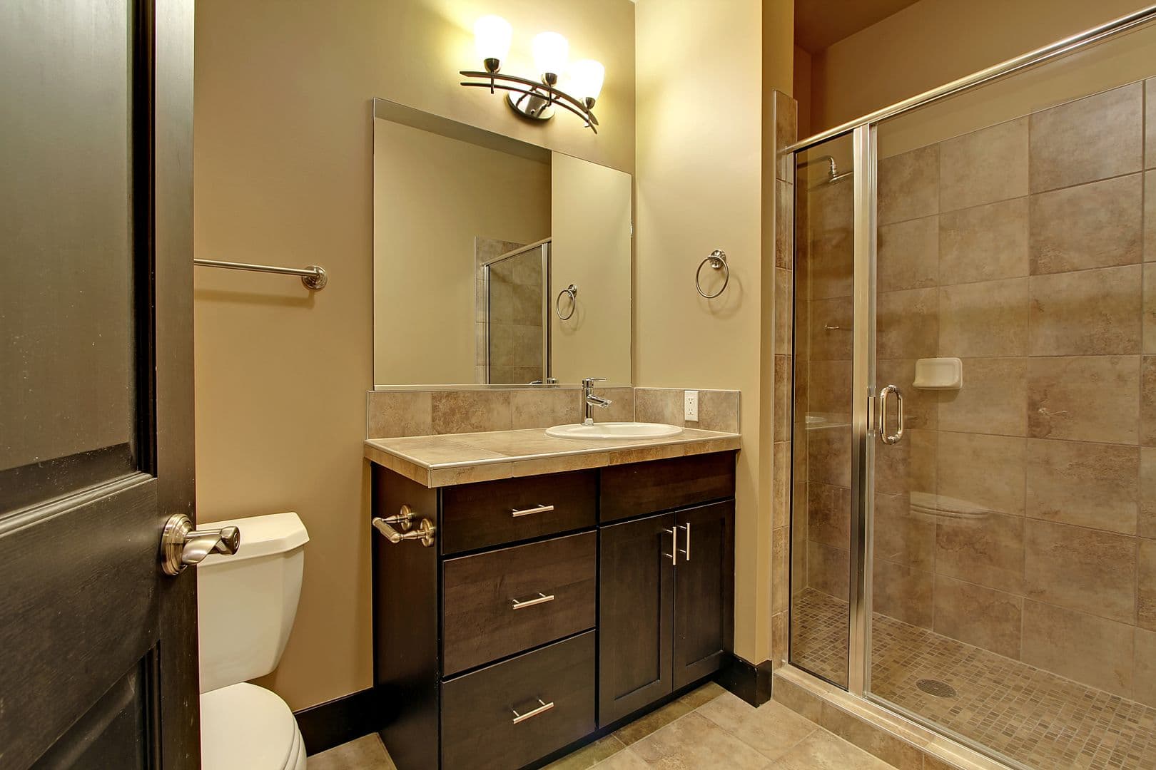 Issaquah Apartment: 2700 NW Pinecone Dr