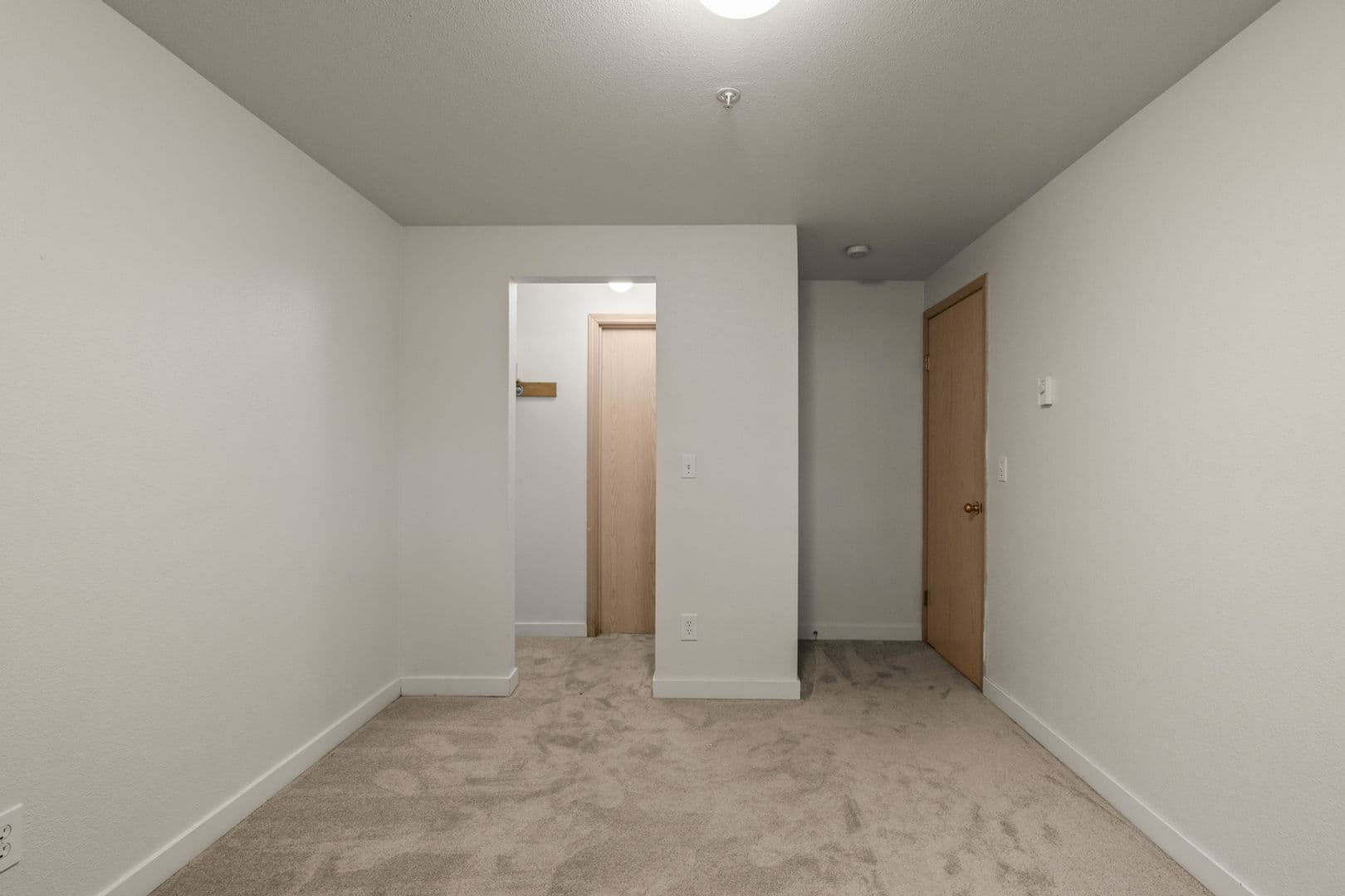 Tacoma Apartment: 10925 Park Ave S