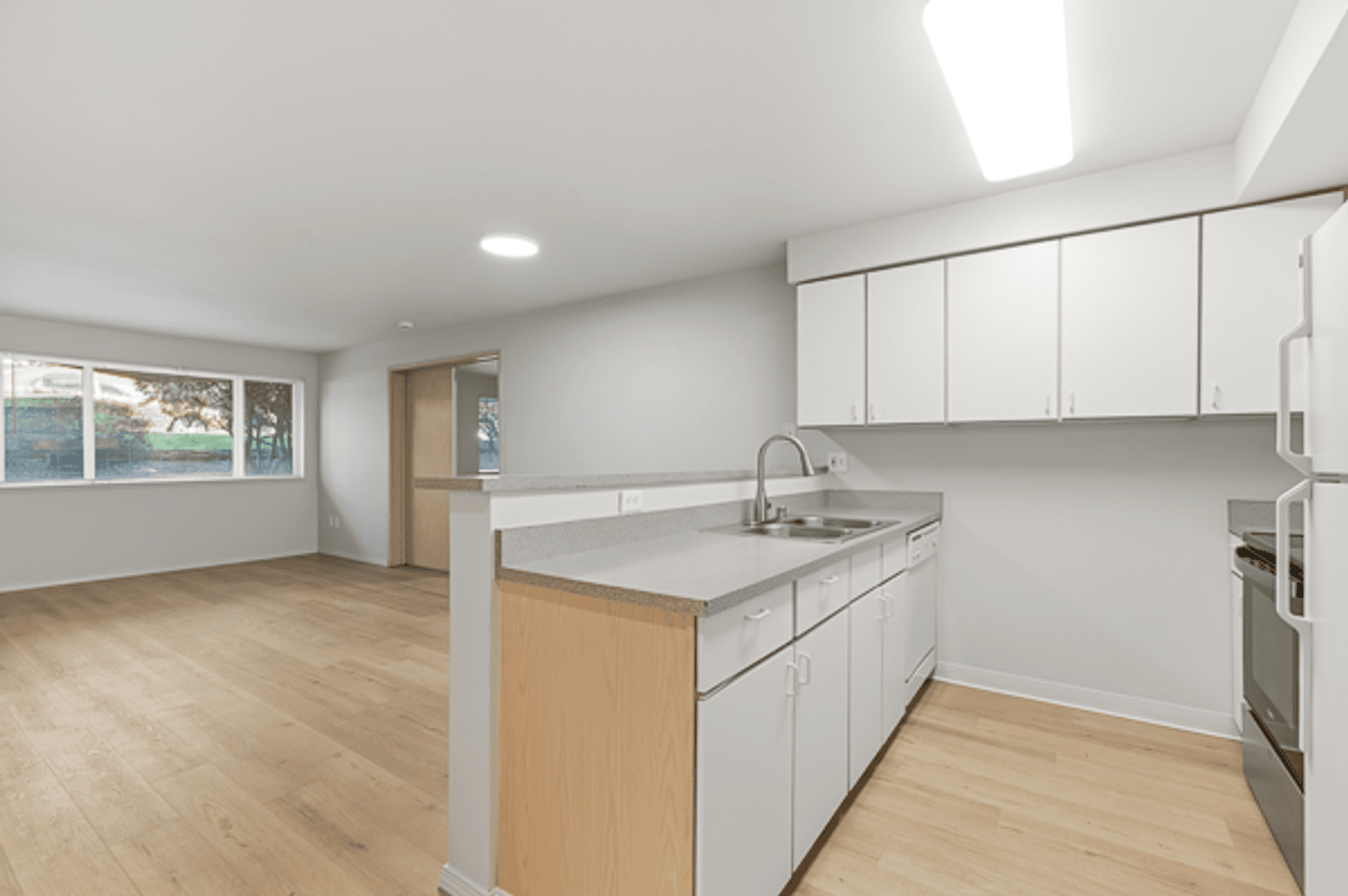 Seattle Apartment: 210 E Blaine St