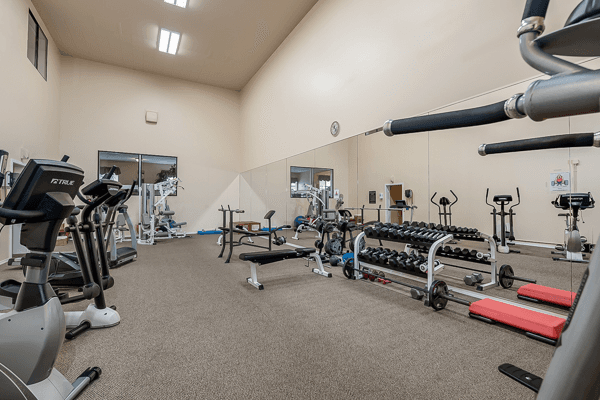 Everett Apartment: 702 W Casino Rd