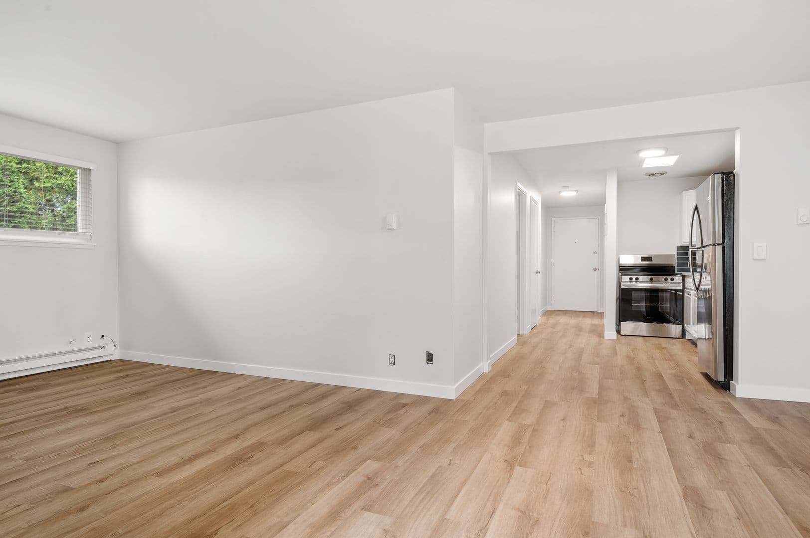 Burien Apartment: 255 SW 154th St