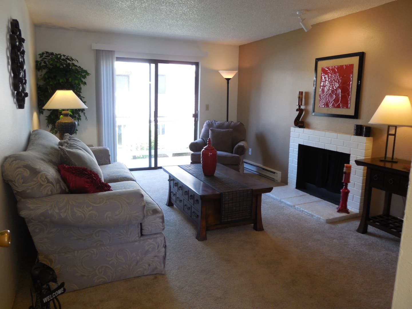Everett Apartment: 702 W Casino Rd