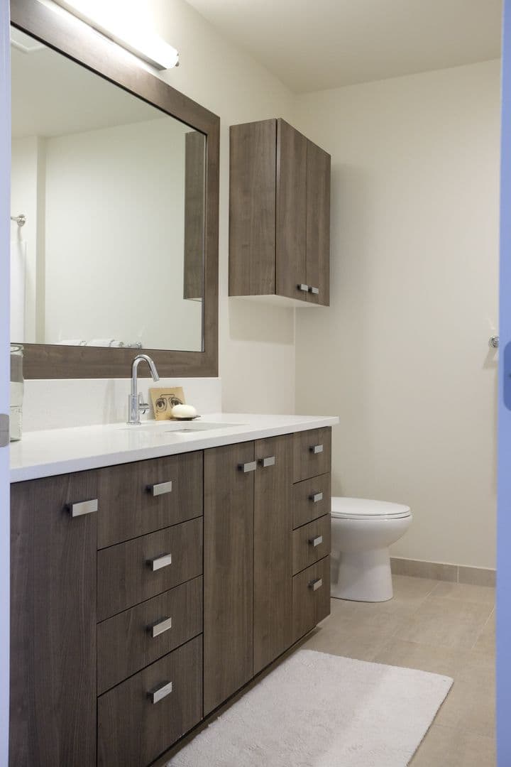 Bellevue Apartment: 88 102nd Ave NE