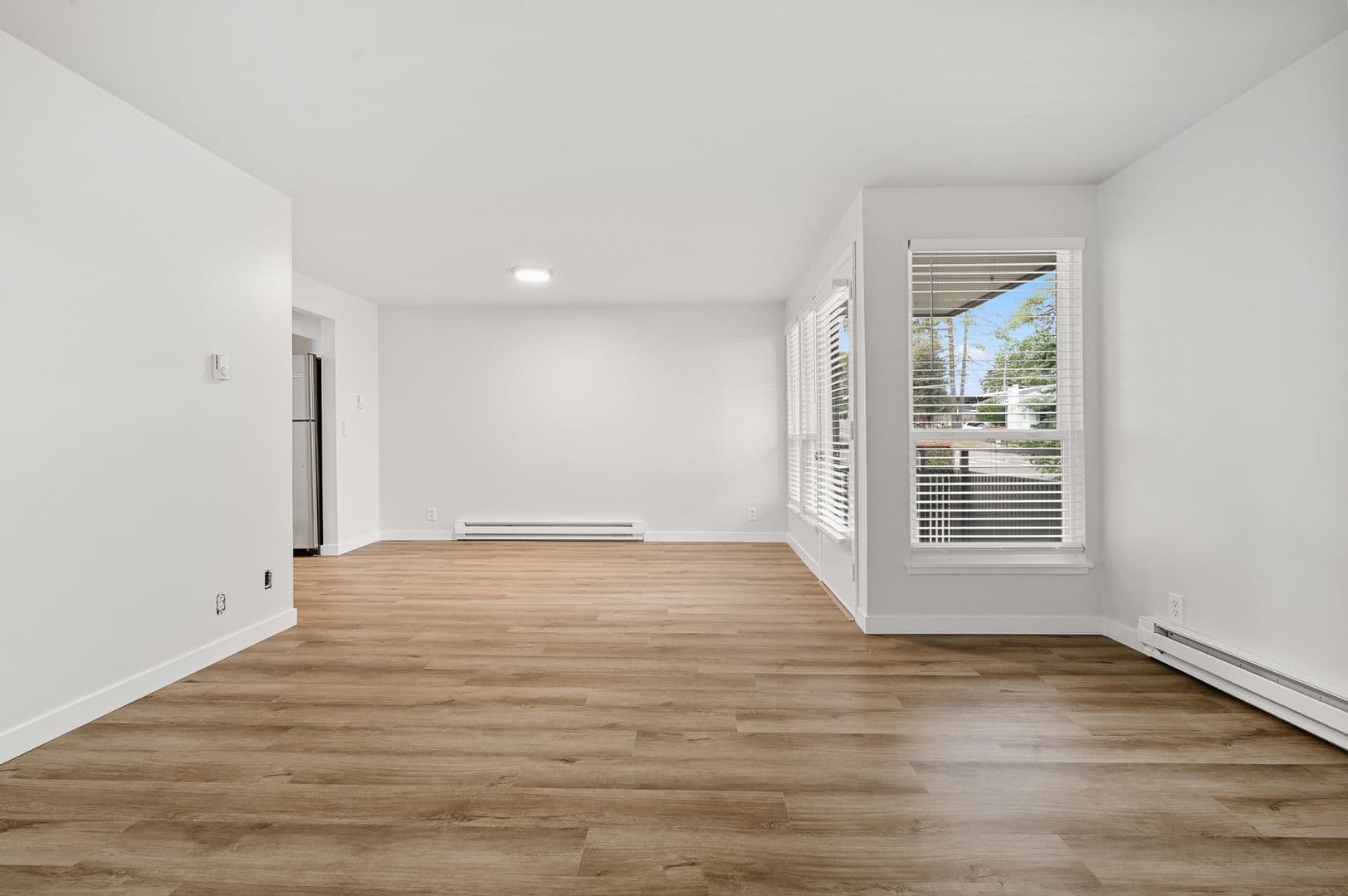 Burien Apartment: 255 SW 154th St