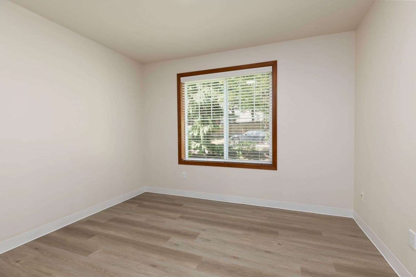 Maple Valley Apartment: 24331 228th Ave SE