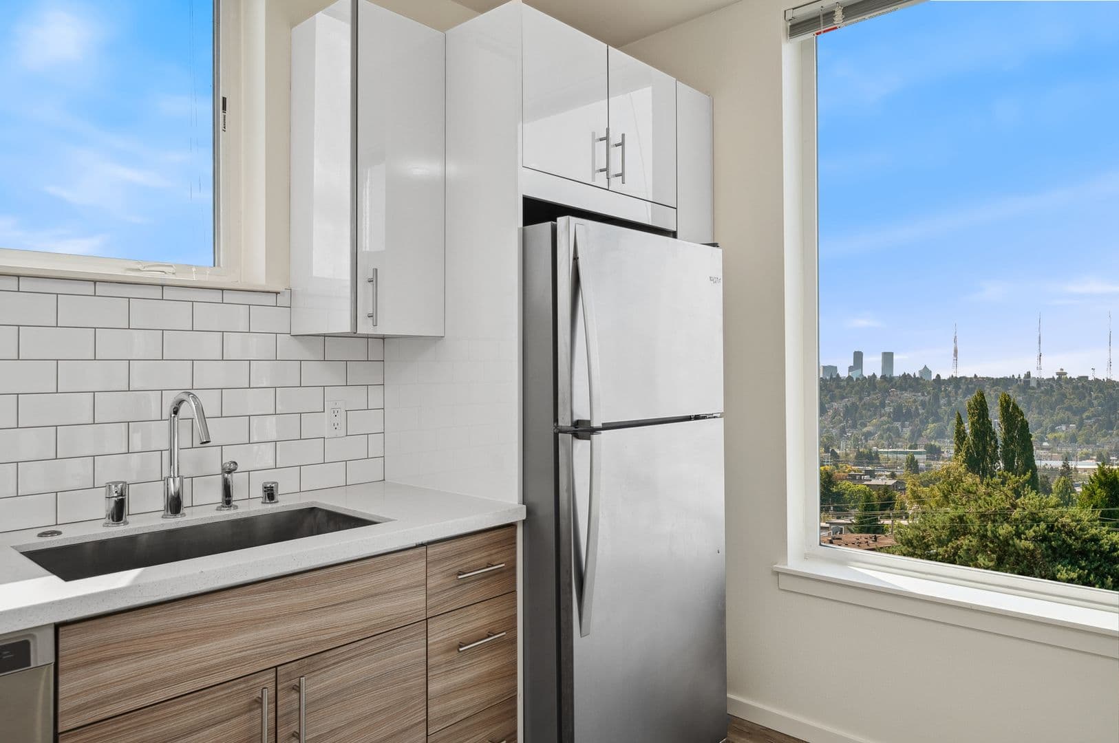 Seattle Apartment: 1427 NW 65th St